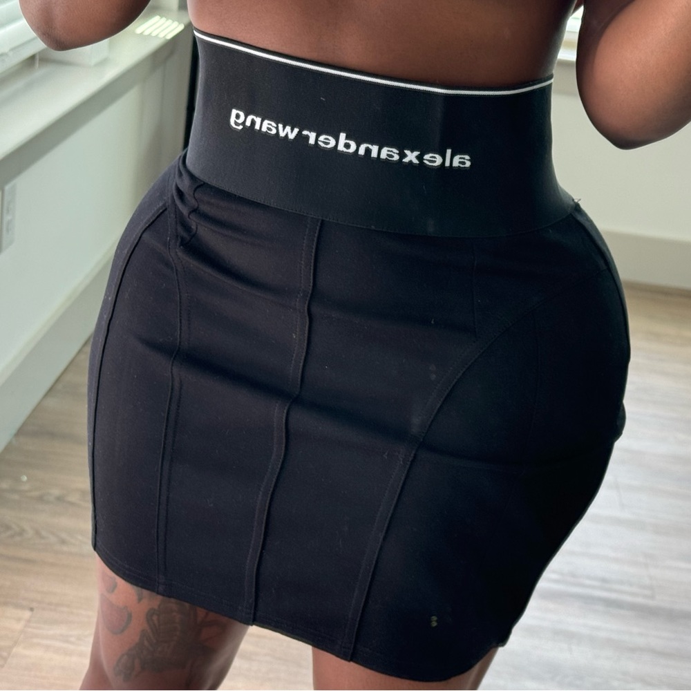 Alex waisted 🖤